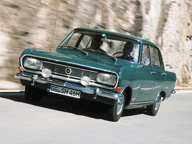 1966_Opel_Rekord_B_7.jpg